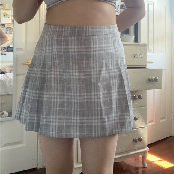 plaid skirt - Picture 1 of 3